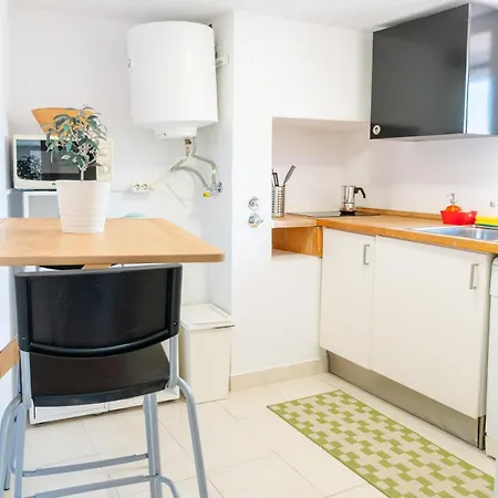 Next To Sao Jorge Castle Apartment Lissabon