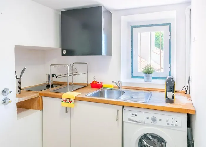 Next To Sao Jorge Castle Apartamento